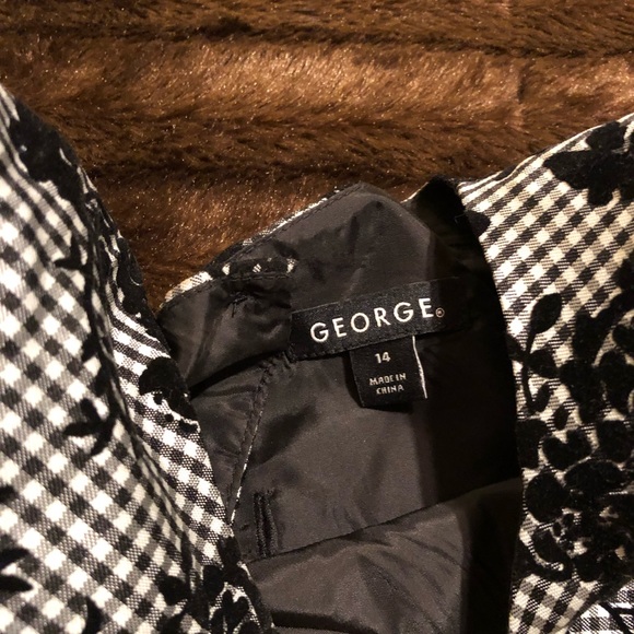 Girls Holiday Dress - Picture 4 of 4